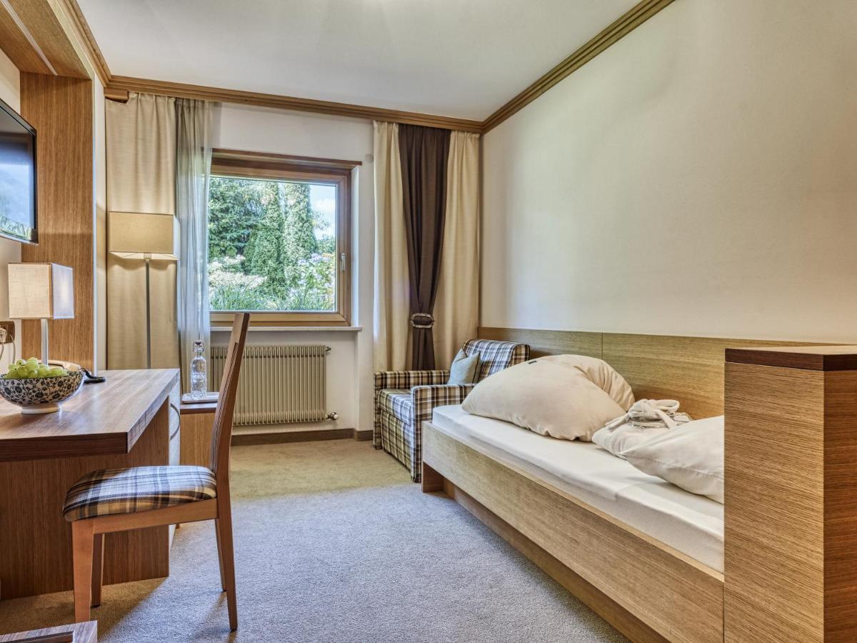 Hotel Traubenheim Tirolo Exterior foto
